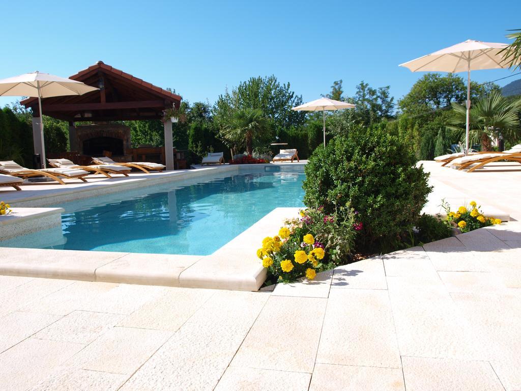 Apartments Villa Ucka Opatija Exterior foto